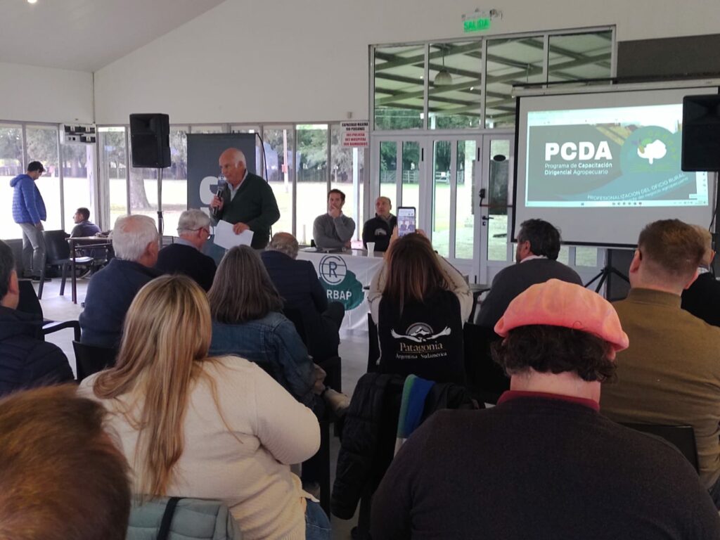La Confederación de Asociaciones Rurales de Buenos Aires y La Pampa se reunió para exigir medidas al Gobierno por la sequía y amenazan con una “rebelión fiscal”. 