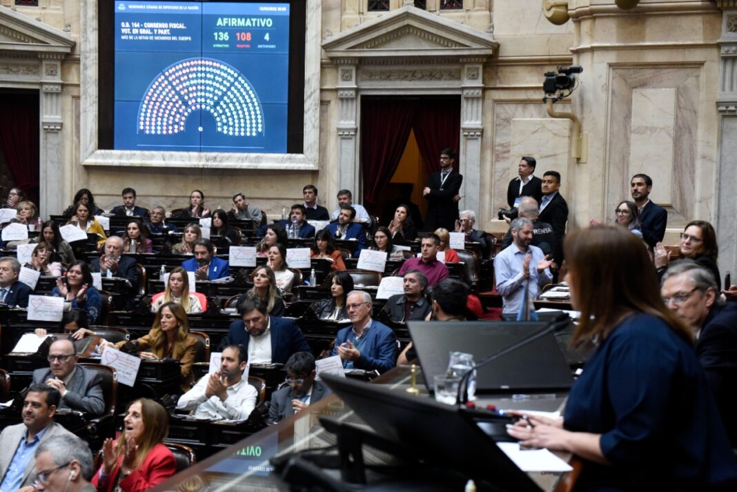 Diputados se prepara para una semana intensa con cinco reuniones de comisión y una sesión especial en agenda.