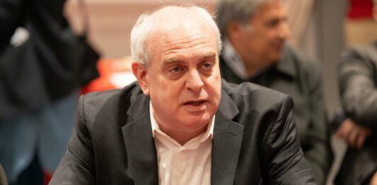El jefe de los senadores bonaerenses de Juntos, Alejandro Rabinovich, volvió a acusar a Kicillof de “discriminar” a Mar del Plata.