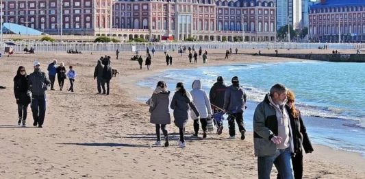 El presidente de la Asociación Hotelera y Gastronómica, Jesús Osorno, reveló que las reservas en Mar del Plata por Semana Santa rondan tan solo el 60% .