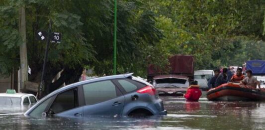 El Concejo Deliberante de La Plata aprobó el proyecto que significa la entrega de reconocimientos en cada aniversario a vecinos y organizaciones.
