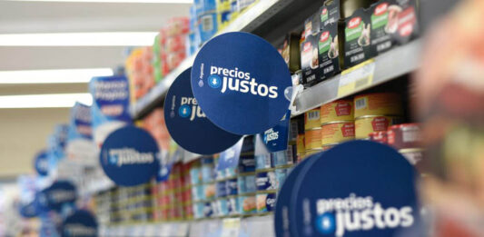 Luego de que los supermercados reciban listas con aumentos del 40% por el fin de Precios Justos, el Gobierno Nacional se reúne con empresas de consumo para contener los abusos.