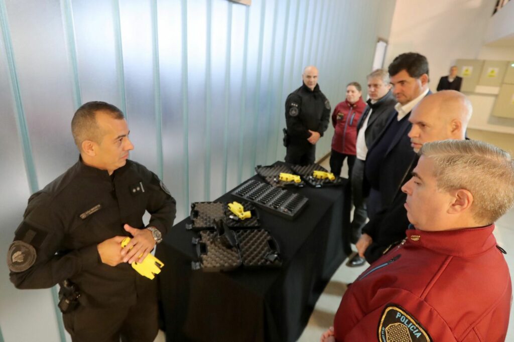 Larreta presentó las pistolas Taser para la Policía de la Ciudad, criticó al Gobierno y anticipó su plan de gobierno en materia de Seguridad.