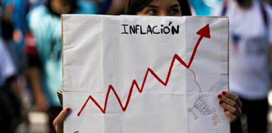 Transporte, naftas, prepagas, colegios y telefonía, son algunos de los aumentos que llegan en junio.