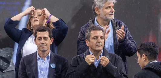 Dos de los hombres más fuertes del Frente de Todos de cara a las elecciones nacionales, Sergio Massa y Wado de Pedro, compartirán un acto en Mercedes.