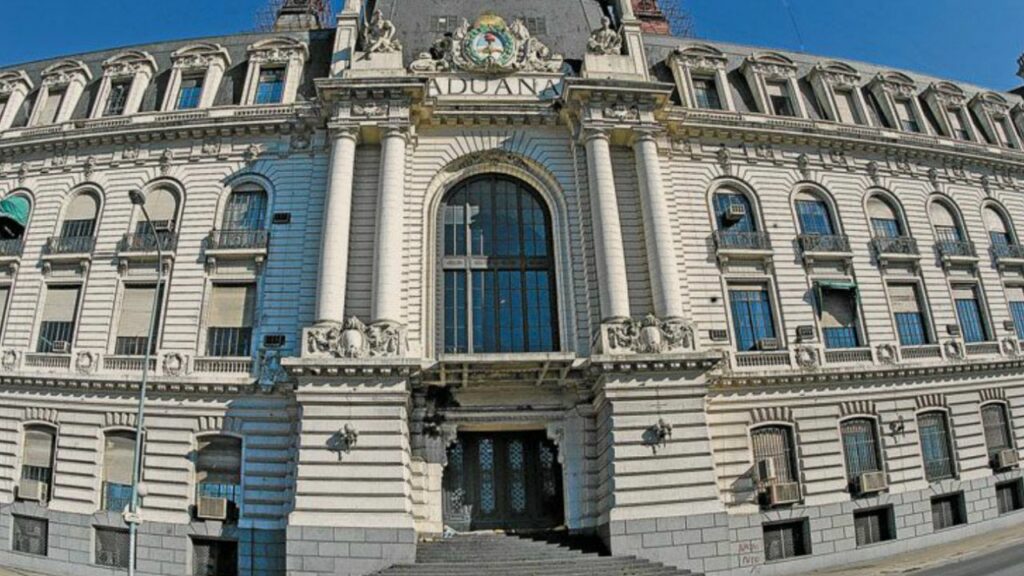 Aduana evalúa notificar del presunto fraude de dLocal a la Securities and Exchange Commission (SEC), el regulador de Wall Street.