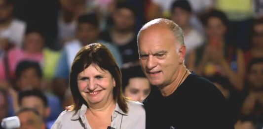 En las últimas horas del jueves, Patricia Bullrich designó a Néstor Grindetti como su precandidato en la Provincia.