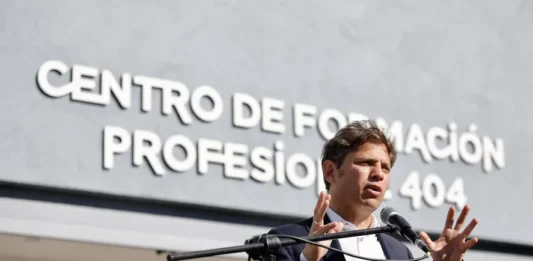 Kicillof inauguró un nuevo Centro de Formación Profesional en Avellaneda.