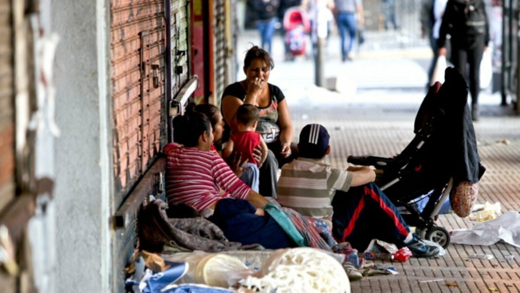 La canasta básica total subió 6,3% en abril, mientras que la canasta alimentaria tuvo un incremento del 7,3%.