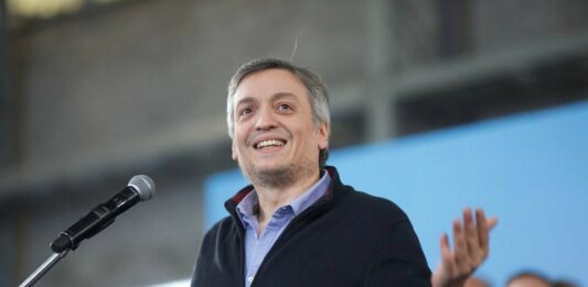 El presidente del PJ bonaerense, Máximo Kirchner, cruzó a Alberto Fernández por las PASO, reclamó al Gobierno una “suma fija” y envió un mensaje a la CGT. “Nuestra gente necesita una mano ahora”, dijo.