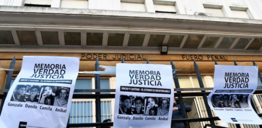 Luego de que un jurado popular condenara como autores por la Masacre de Monte a cuatro efectivos, otros 19 policías bonaerenses serán juzgados por encubrimiento.