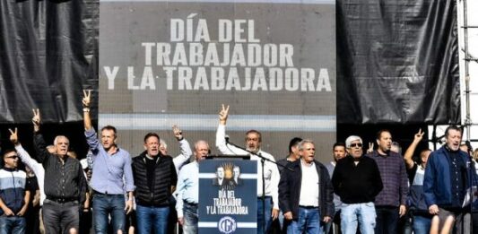 La CGT celebró el Día del Trabajador con un acto lleno de internas sindicales.