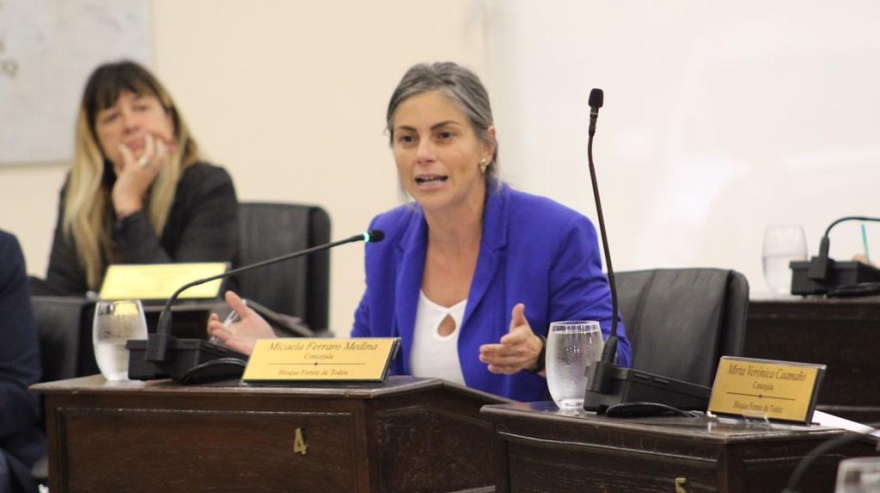 La concejala Micaela Ferraro presiona para que el intendente Julio Zamora de marcha atrás con la eliminación del IOMA.