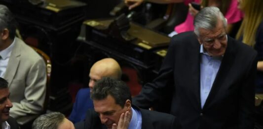 Agustín Rossi salió a respaldar a su compañero de fórmula, el precandidato presidencial Sergio Massa.