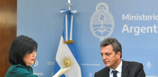 Massa anunció un nuevo préstamo del BID que se destinará a políticas ambientales.