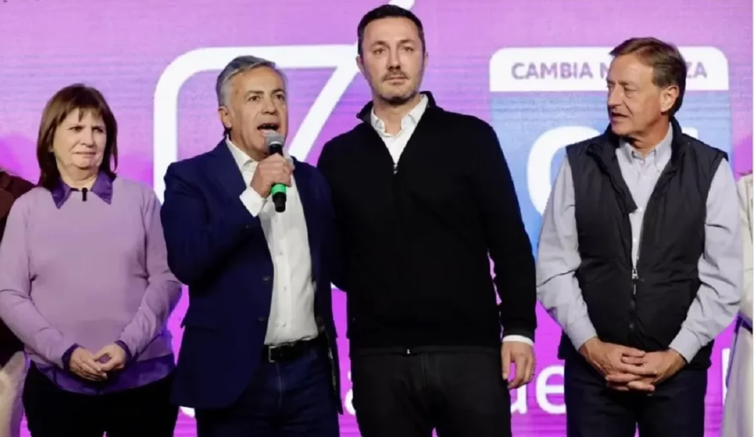 La precandidata presidencial del PRO, Patricia Bullrich, le ofreció la Vicepresidencia al exlegislador mendocino, Luis Petri.