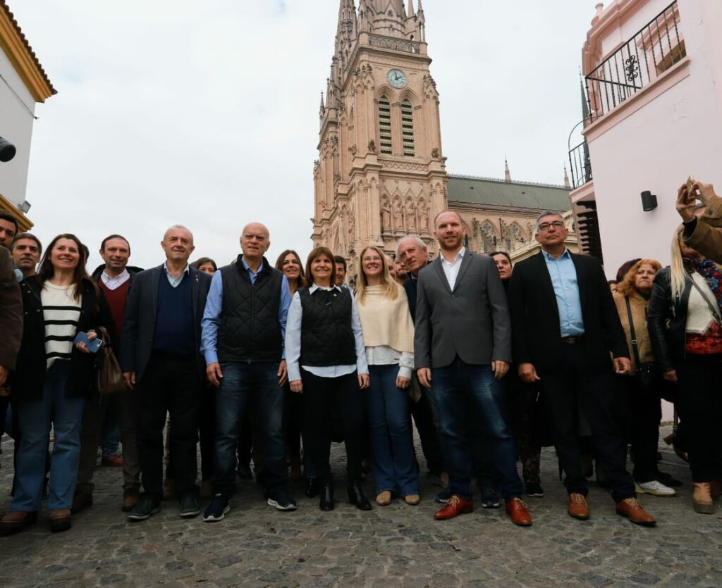 Patricia Bullrich encabezó un encuentro en Luján con un centenar de dirigentes amarillos de cara a las PASO.