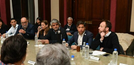 La Provincia acató el pedido realizado por los estatales bonaerenses y llamó a una reunión para renegociar las paritarias.