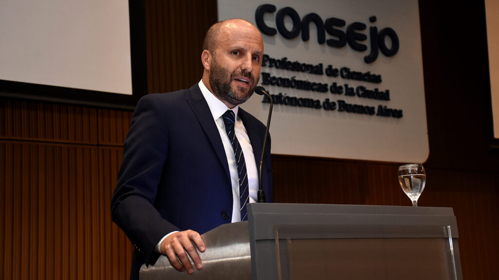 El sorteo de Borinsky se produjo luego de que la defensa de Macri lograra apartar del expediente a Alejandro Slokar.