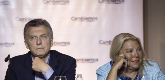 En una charla de su fundación, Carrió apuntó que el PRO corrió la coalición opositora a la derecha.