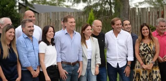 Después de la mesa nacional de Juntos por el Cambio, los intendentes bonaerenses presionaron por listas de unidad en sus municipios.