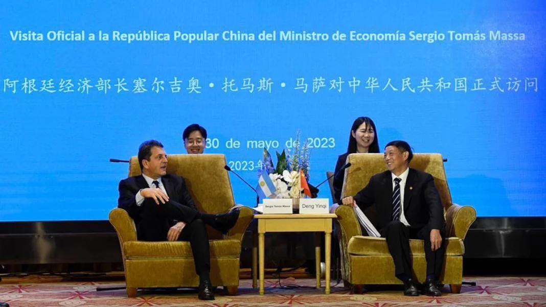 Este viernes, Massa y Pesce buscarán renovar el acuerdo de intercambio de swap con China.