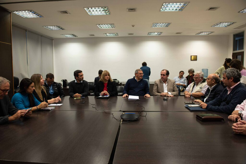 Los legisladores bonaerenses escucharon los reclamos del campo.