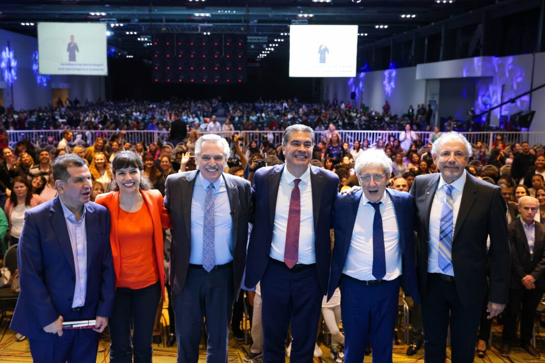 El presidente de la Nación, Alberto Fernández, destacó su gestión en materia de capacidad y apuntó contra el exmandatario Mauricio Macri.
