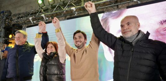 Los legisladores bonaerenses de Juntos por el Cambio saludaron al ganador de las elecciones de Chubut, Ignacio Torres.