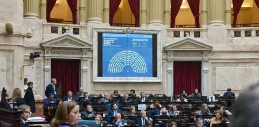 Diputados tratará el martes próximo un puñado de proyectos entre los que se encuentra Ganancias. Repasa el temario completo.
