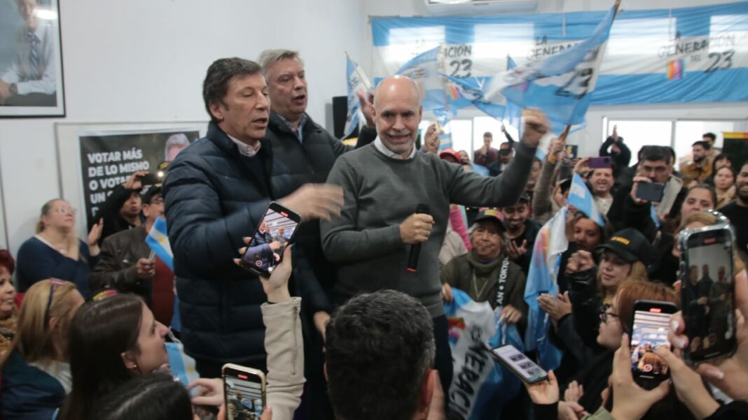 Los precandidatos de Juntos por el Cambio, Larreta, Posse y D'Alessandro recorrieron la peatonal Belgrano de San Martín.