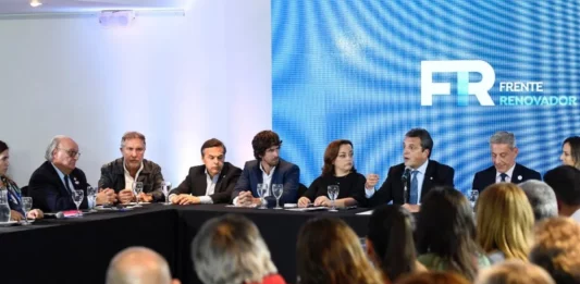 Tras las denunciadas realizadas por Julio Zamora acerca de Massa, el Frente Renovador bonaerense salió en defensa de su líder político.