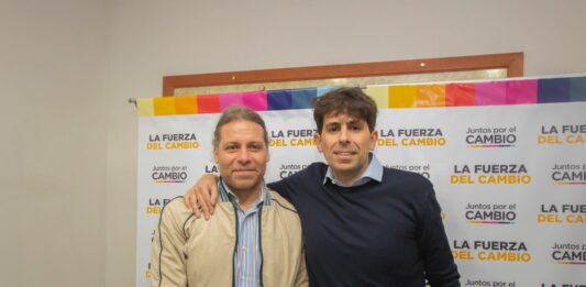 Los precandidatos a intendente de La Costa, Daniel López y de General Lavalle, Nahuel Guardia, anunciaron que se unieron para mejorar la región.