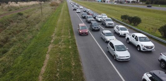 El diputado bonaerense de La Matanza, Ricardo Rolleri, presentó un proyecto para crear un tercer carril en las rutas de la provincia, y así disminuir los accidentes viales.