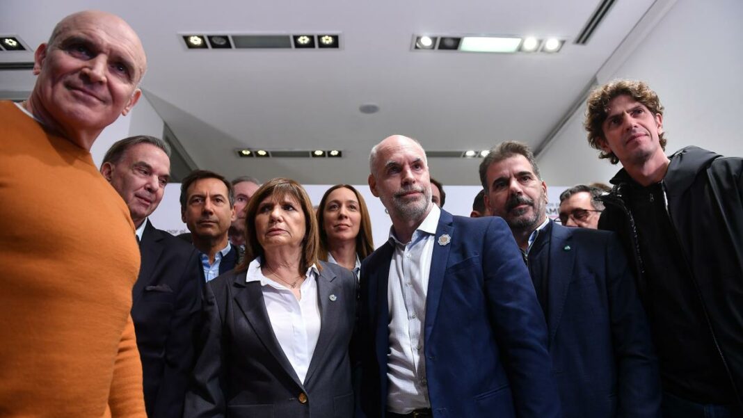 Una consulora analizó que pasaría con los votos de Juntos por el Cambio una vez definidas las internas. ¿Cuántos votos se irían para Miliei?