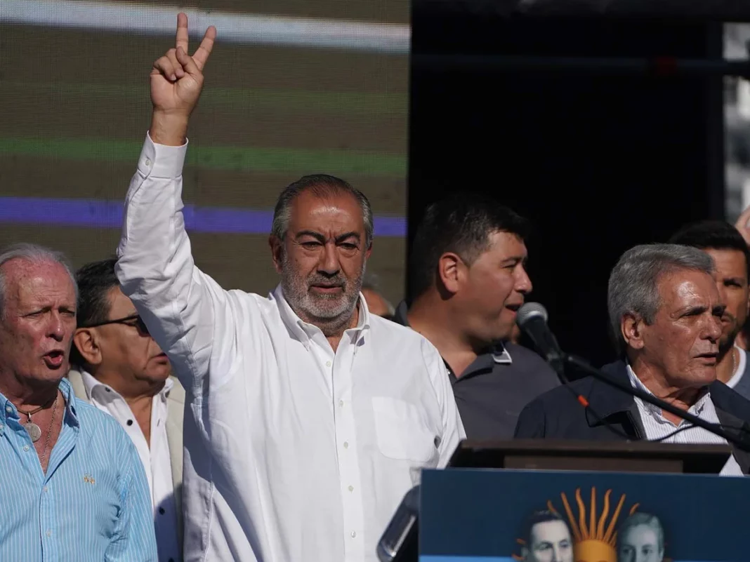 El secretario de la CGT, Héctor Daer, apuntó contra Bullrich, su cuerpo de economistas y su campaña electoral.