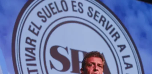 Massa expuso en La Rural y aseguró que siempre consideró al sector agropecuario como una de las grandes turbinas económicas.