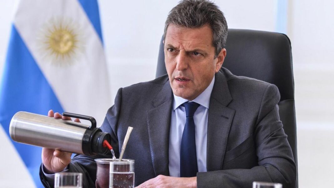 El candidato a Presidente de Unión por la Patria, Sergio Massa, no descarta sumar a sectores radicales, independientes y peronistas del PRO, para crear un Gobierno de unidad.