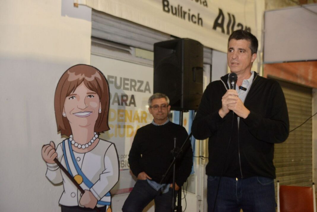 El precandidato a intendente de La Plata, por la Fuerza del Cambio, Juan Pablo Allan, inauguró una “casa del orden” en Romero y prometió mejorar la seguridad de La Plata, de la mano de Patricia Bullrich.