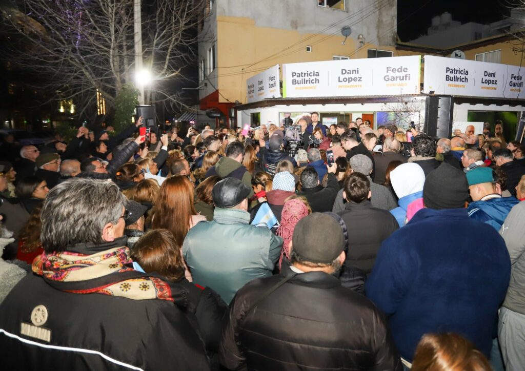 La convocatoria de la conferencia de Bullrich en el Partido de La Costa. 
