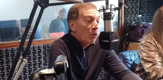 Santilli viajó a Mar del Plata como parte de su campaña para las PASO y valoró la gestión de Guillermo Montenegro.