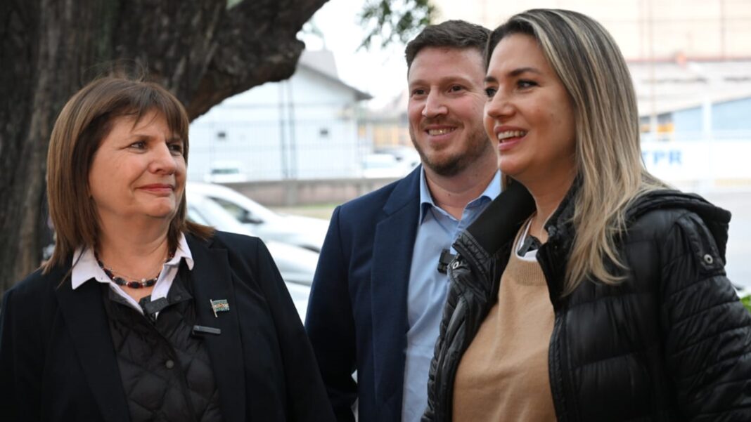 La precandidata presidencial, Bullrich, viajó a Santa Fe para el acto de cierre de campaña de Carolina Losada.