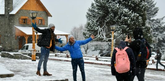 El ministro de Turismo y deportes, Matías Lammens estimó que para la temporada de invierno arribarán más de seis millones de turistas.
