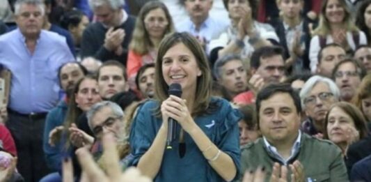 Raverta le puso play a su campaña para ser intendenta de Mar del Plata y le cargó a Montenegro la culpa de las inundaciones.