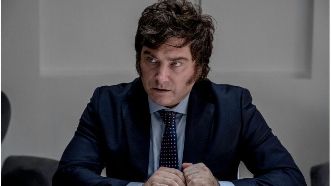 El candidato a Presidente de la Libertad Avanza, Javier Milei mantuvo este viernes un encuentro virtual con el directorio del Fondo Monetario Internacional (FMI).