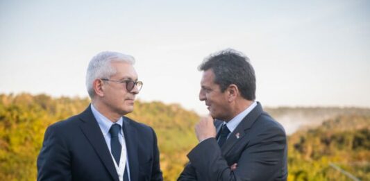 El ministro de Economía y precandidato a Presidente, Sergio Massa, suma a su equipo de asesores al exministro de Agricultura, Julián Domínguez.
