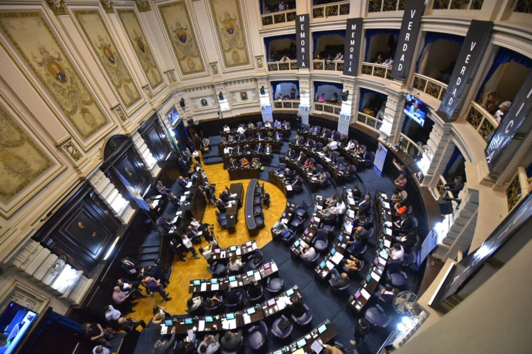 Esta semana en la Legislatura bonaerense sesionará un puñado de comisiones. Repasa la agenda de Diputados y del Senado.