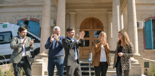 El gobernador bonaerense, Axel Kicillof,´inauguró el primer Centro Universitario de Colón y defendió su obras en Educación.