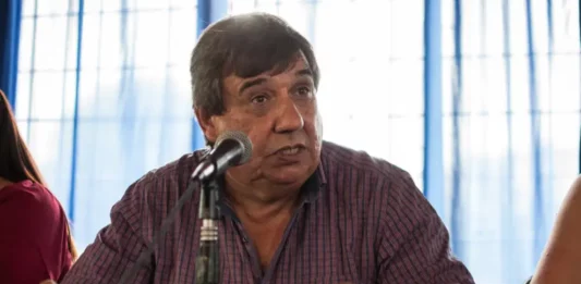 El representante de los municipales criticó a los intendentes de Juntos por el Cambio por negarse a pagar la suma fija de $60.000.