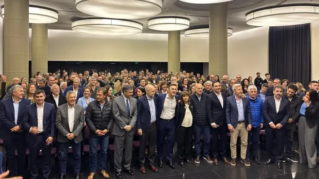 La foto de "unidad" de Juntos por el Cambio después de las elecciones PASO. 